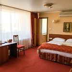 Amaks Azov Hotel pics,photos