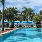 Dolphin Bay Beach Resort pics,photos