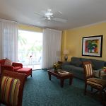 Grand Cayman Beach Suites pics,photos