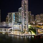 Comfort Inn & Suites Downtown Brickell-Port Of Miami pics,photos