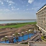 Radisson Blu Hotel, Abu Dhabi Yas Island pics,photos