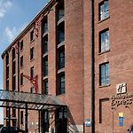Holiday Inn Express Liverpool-Albert Dock, An Ihg Hotel pics,photos