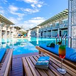 The Briza Beach Resort, Khao Lak Sha Extra Plus pics,photos