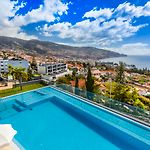 Madeira Panoramico Hotel pics,photos