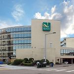 Quality Inn & Suites Oceanfront pics,photos
