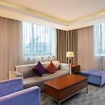 Holiday Inn Shanghai Pudong, An Ihg Hotel pics,photos