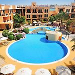 Novotel Bahrain Al Dana Resort pics,photos