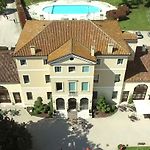 Best Western Plus Hotel Villa Tacchi pics,photos
