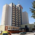 7 Days Hotel Kamyanets-Podilskyi pics,photos