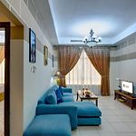 Al Hayat Hotel Apartments pics,photos