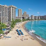 Outrigger Waikiki Beach Resort pics,photos