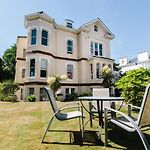 No5 Durley Road - Contemporary Serviced Rooms And Suites - No Food Available pics,photos