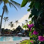 Palumboreef Beach Resort pics,photos