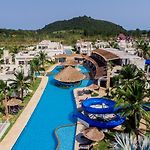 Oriental Beach Pearl Resort pics,photos