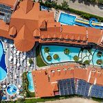Montebello Resort Hotel pics,photos