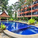 Nova Park Hotel Pattaya pics,photos
