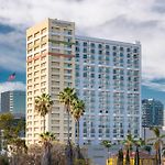 Doubletree By Hilton San Diego Downtown pics,photos