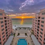 Hyatt Regency Clearwater Beach Resort & Spa pics,photos