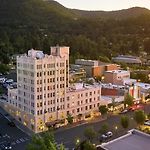 Ashland Springs Hotel pics,photos