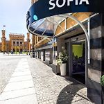 Hotel Sofia By The Railway Station Wroclaw pics,photos