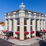 Aleksandrovski Grand Hotel pics,photos
