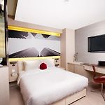 Butterfly On Waterfront Boutique Hotel Sheung Wan pics,photos