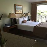 Lahaina Shores Beach Resort pics,photos