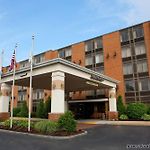 Radisson Hotel And Suites Chelmsford-Lowell pics,photos