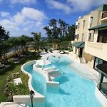 La Casa Panacea Okinawa Resort pics,photos
