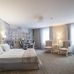 Renomme Hotel By Original Hotels pics,photos