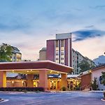 Blue Ridge Hotel & Conference Center pics,photos