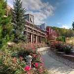 Bear Creek Mountain Resort pics,photos