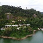 Belum Rainforest Resort pics,photos