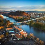 Valley River Inn Eugene/Springfield pics,photos