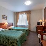 Ladoga Hotel pics,photos