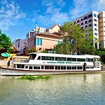 Krungsri River Hotel pics,photos