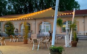 Hotel Restaurante La Alhama  3*