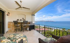 Exquisitely Decorated 5Th-Floor Aerie With Views Of Two Bays In Flamingo photos Exterior