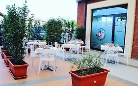 Turin Airport Hotel And Residence 4*