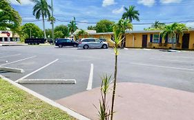 Glades Motel Naples Florida