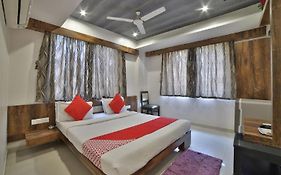 Hotel Green Apple Gandhinagar 3*