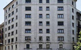 Fisa Rentals Gran Via Apartments Barcelona