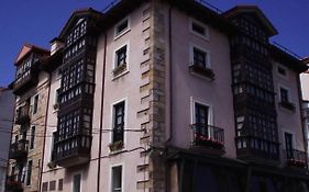 Apartamentos Ebro