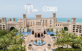 Al Qasr Madinat Resort Jumeirah 5*