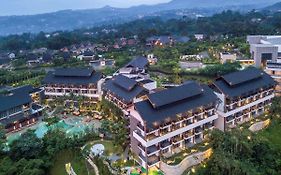 Pullman Ciawi Vimala Hills Resort  5*