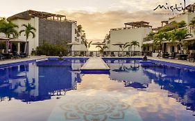 Aldea Thai Luxury Condohotel Playa Del Carmen 4*