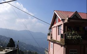 Hotel Palbheu Darjeeling
