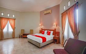 Collection O 89999 Hotel Bumi Kedaton Resort Bandar Lampung Indonesia