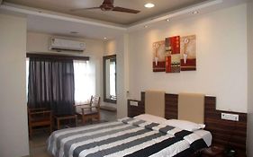 Hotel Bandra Residency