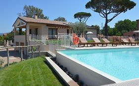 Le Bozze -Villa Jenny con WI-FI, posto auto, piscina a sfioro a Castagneto Carducci